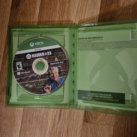 Madden 23 xbox one - Picture 2 of 2